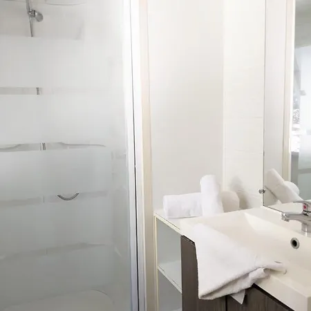 Sophia 3* Bonifacio (Corsica)