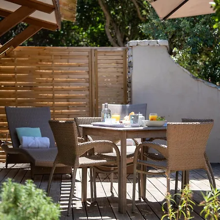 Aparthotel Sophia 3*