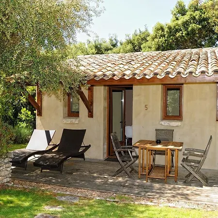 Sophia Aparthotel 3*