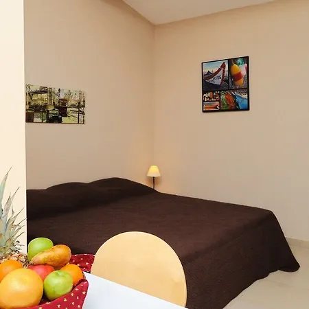 Sophia Aparthotel Bonifacio (Corsica)