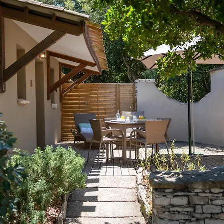 Sophia Hotel apartamentowy 3*