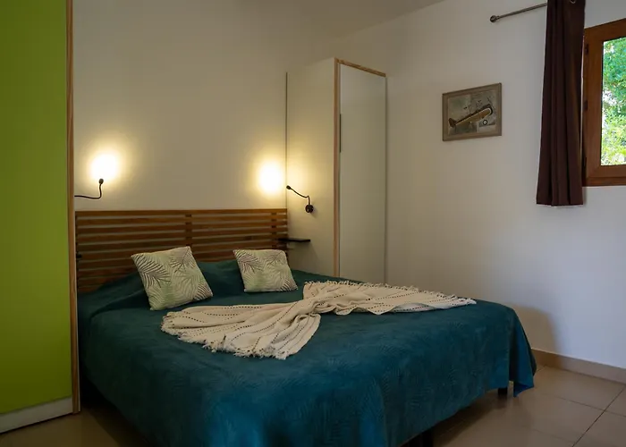 Sophia 3* Bonifacio (Corsica)